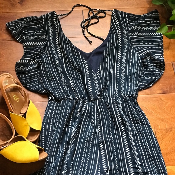 Navy & White Jumpsuit - Picture 3 of 8